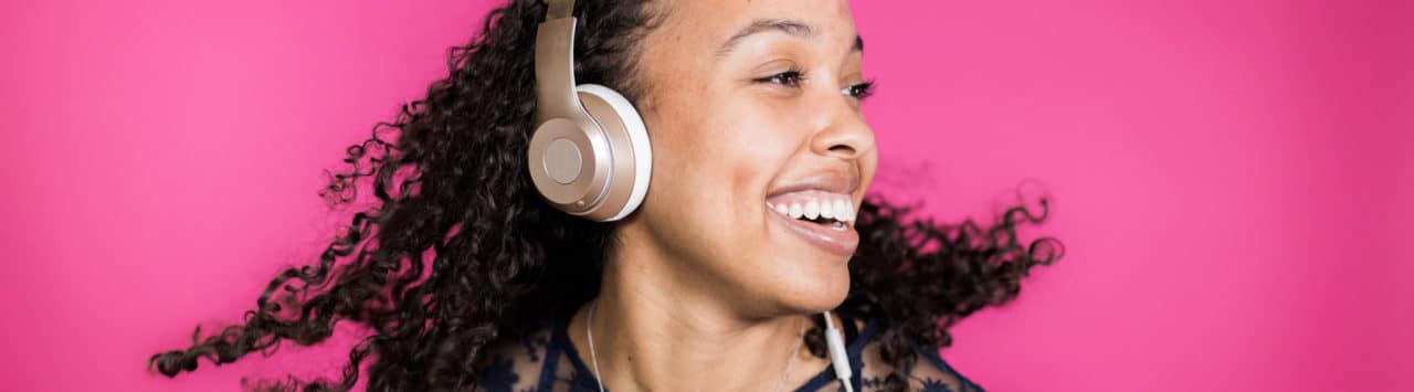 12 binge-worthy podcasts every freelancer should subscribe to
